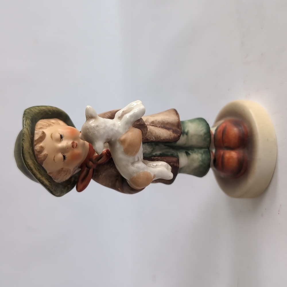 Vintage Hummel Figurine 68 The Lost Sheep